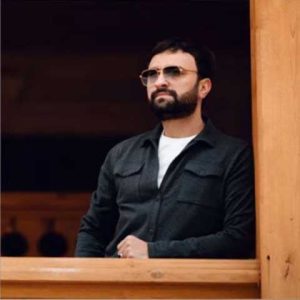 دانلود آهنگ ترکی آصف محرم اف بیر ناقیلدیر بیزیمکی