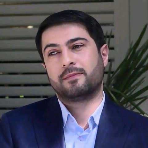 دانلود آهنگ ترکی نامیک قاراچوخورلو بیر آرزو توت