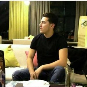 دانلود آهنگ ترکی سیمور ممدوف آتا سن سن منیم آرخام دایاغیم