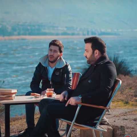 دانلود آهنگ ترکی سیمور ممدوف سنی سئونن دلیم